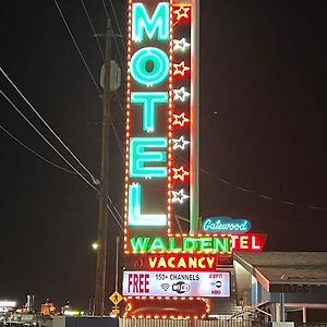 Walden Motel